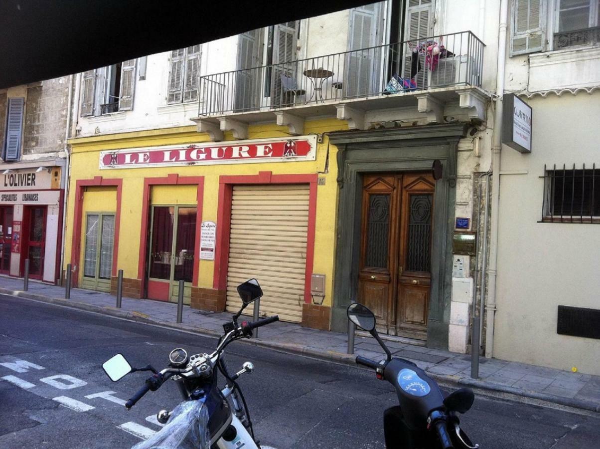 Little Studio In Rue Biscarra Niza Exterior foto